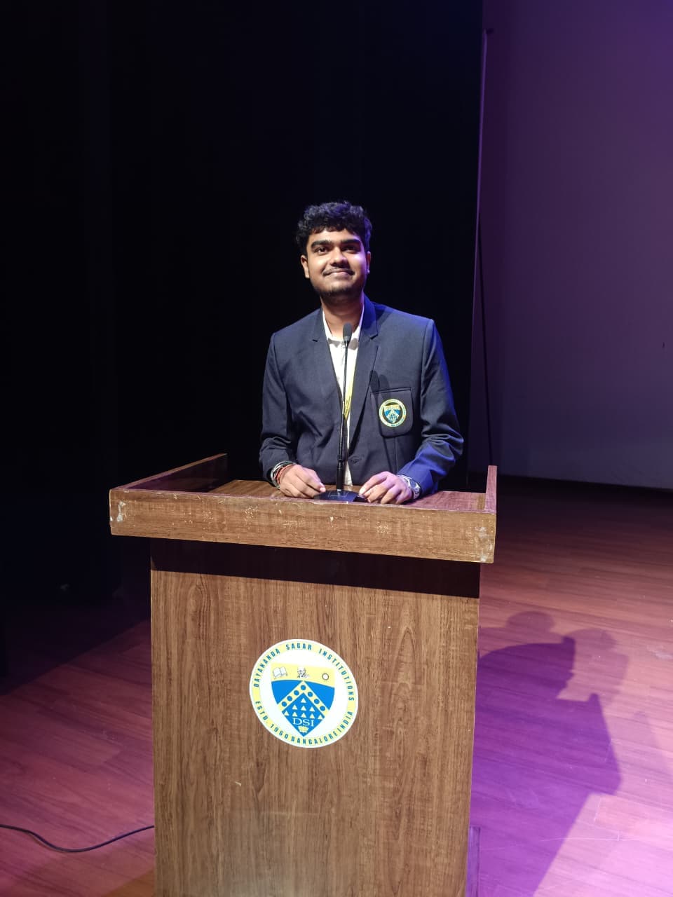 Anshuman Pati at Dayananda Sagar Institutions podium
